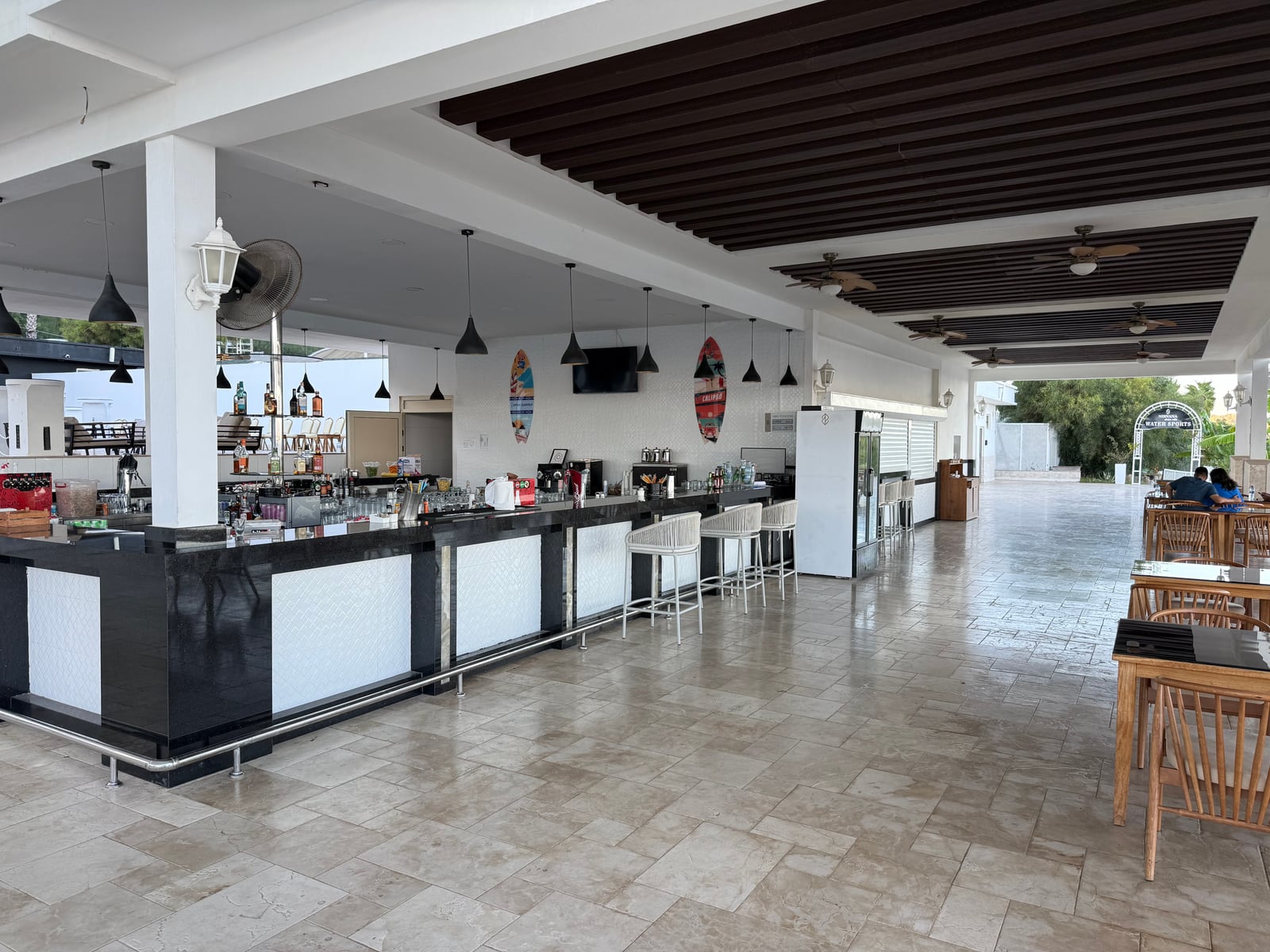 Calipso Beach Bar 4