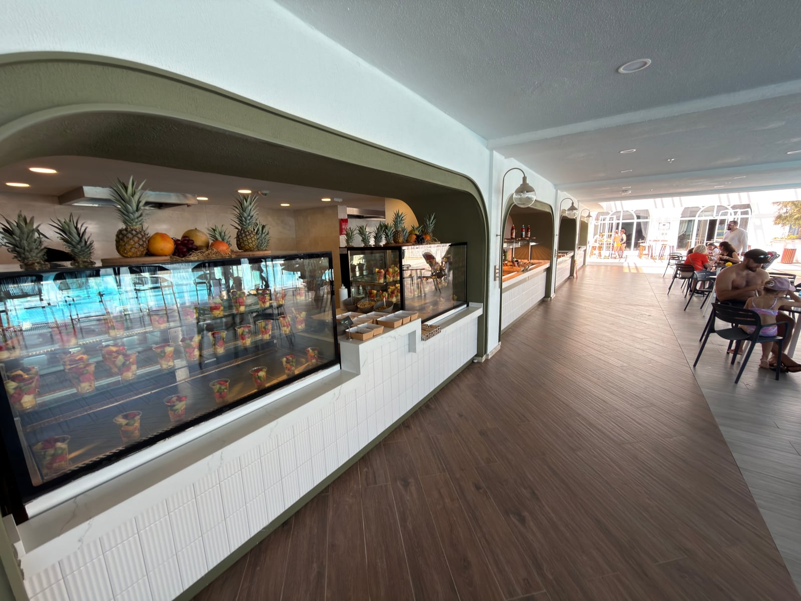 Food Court 2